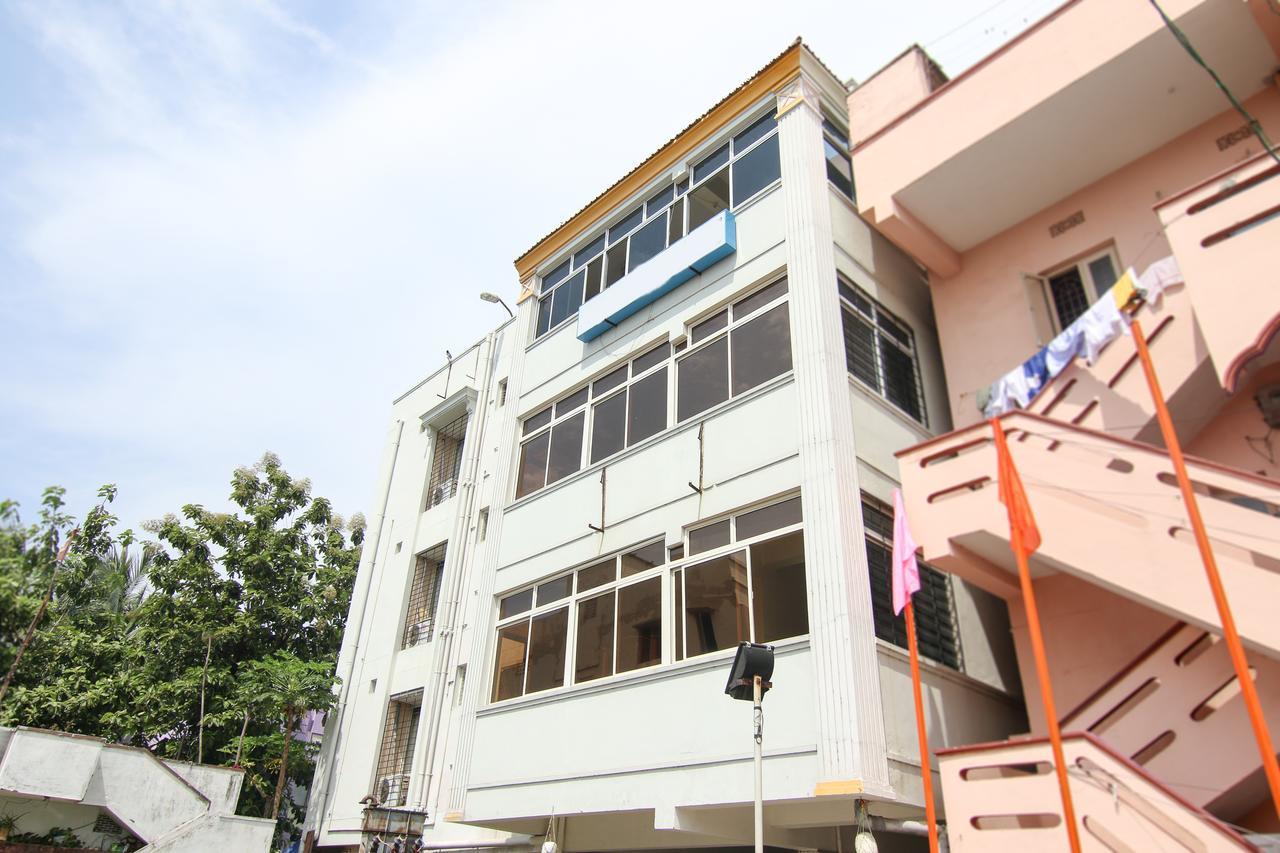 Oyo 9207 Chakri Guest House Visakhapatnam Exteriör bild