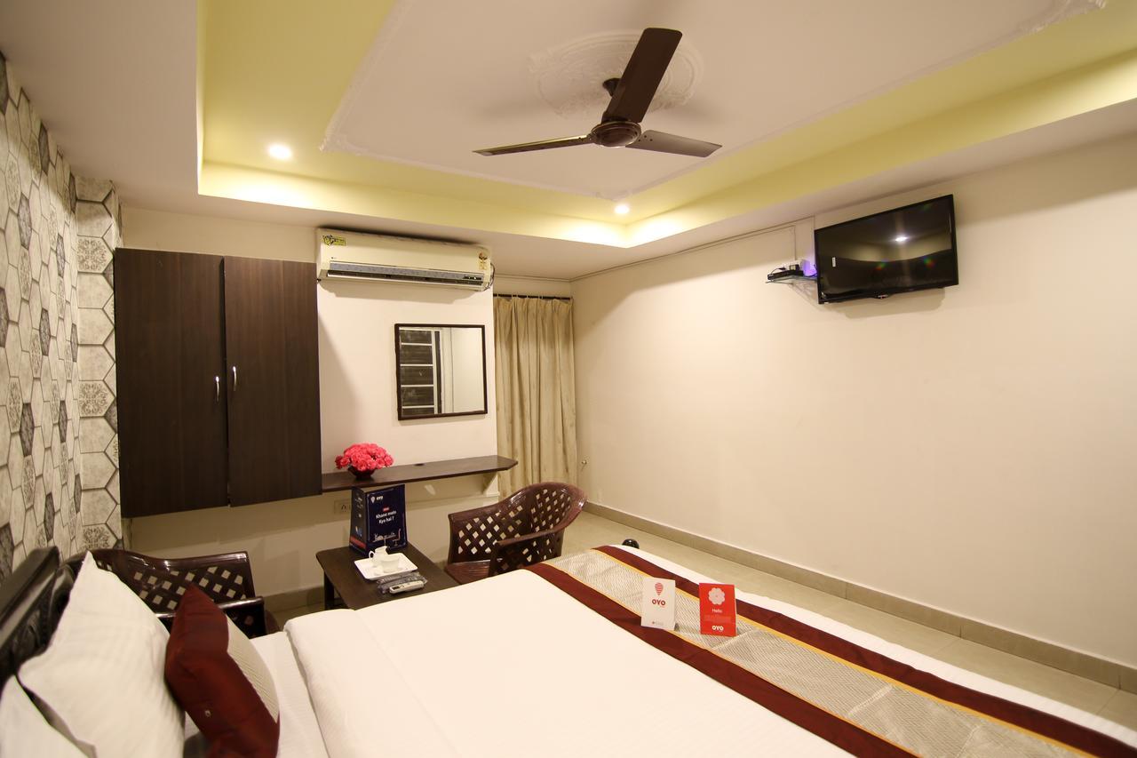 Oyo 9207 Chakri Guest House Visakhapatnam Exteriör bild